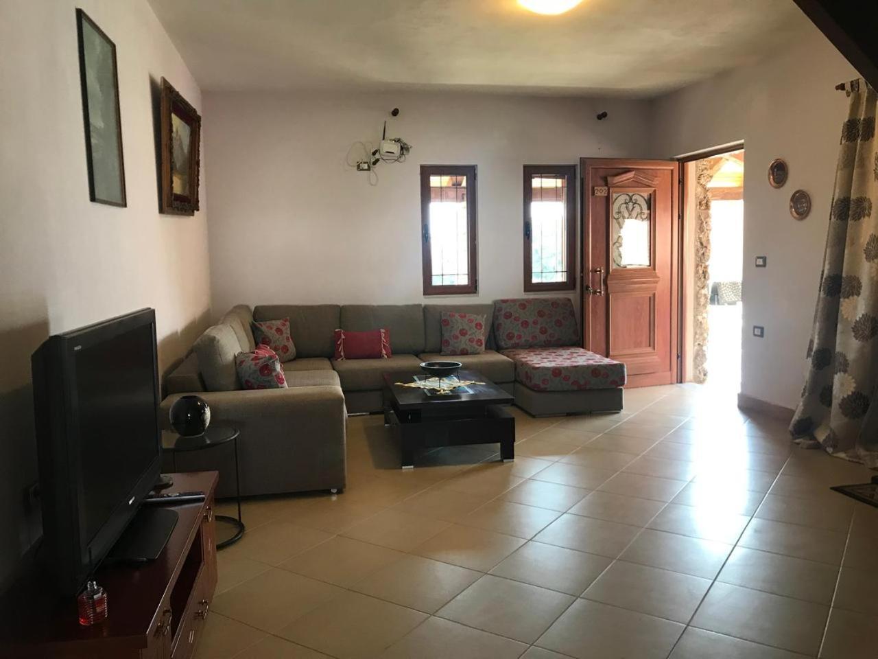 Villa Kolonja Ksamil Ngoại thất bức ảnh